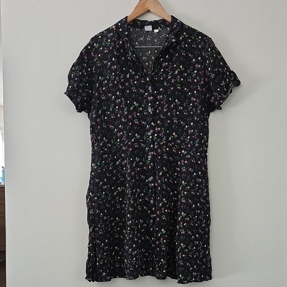 GAP Black Floral Shirt